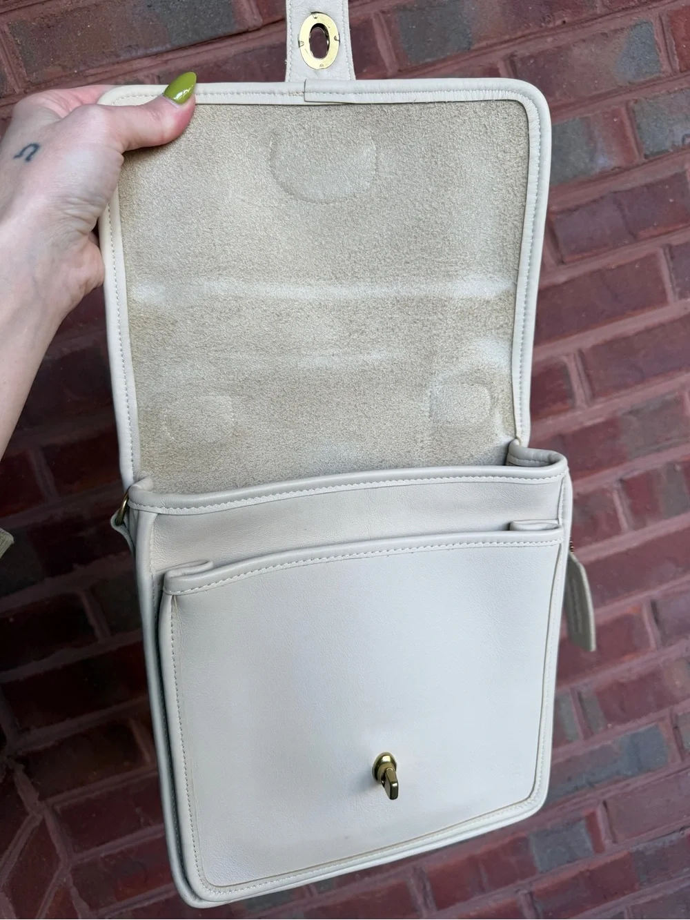Vintage Coach Station Bag 5130 in Bone EUC